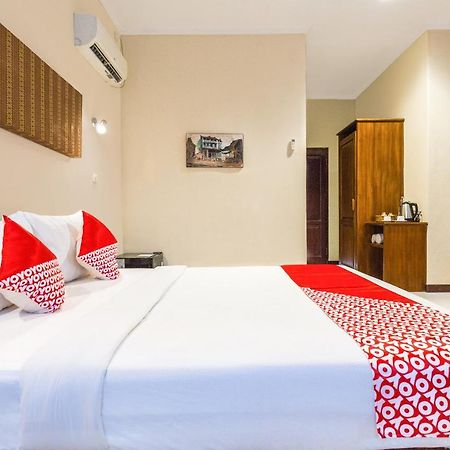 Capital O 2796 Medana Bay Marina Hotel Tanjung  ภายนอก รูปภาพ